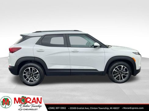 Used 2026 Chevrolet TrailBlazer LT w/ Driver Confidence Package FWD image 8