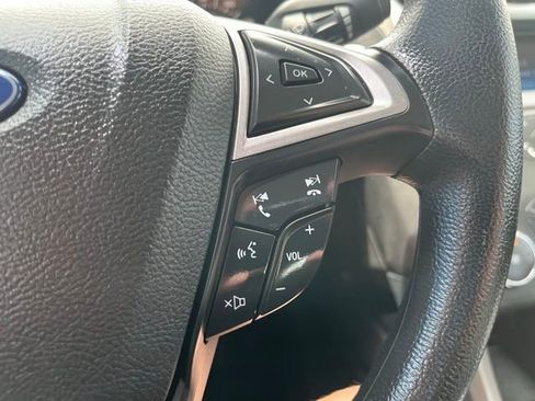 Used 2019 Ford Fusion S image 18