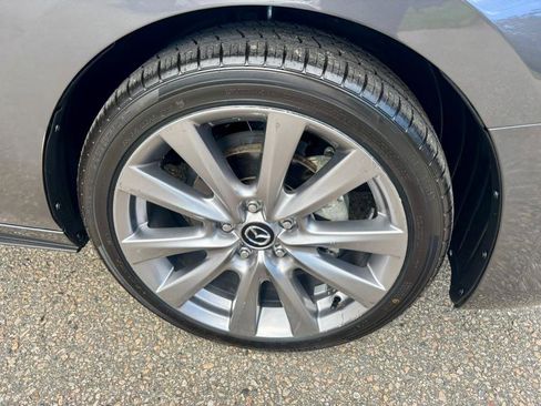 Used 2023 MAZDA MAZDA3 s image 29
