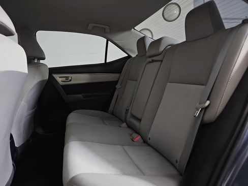 Used 2015 Toyota Corolla LE FWD image 13