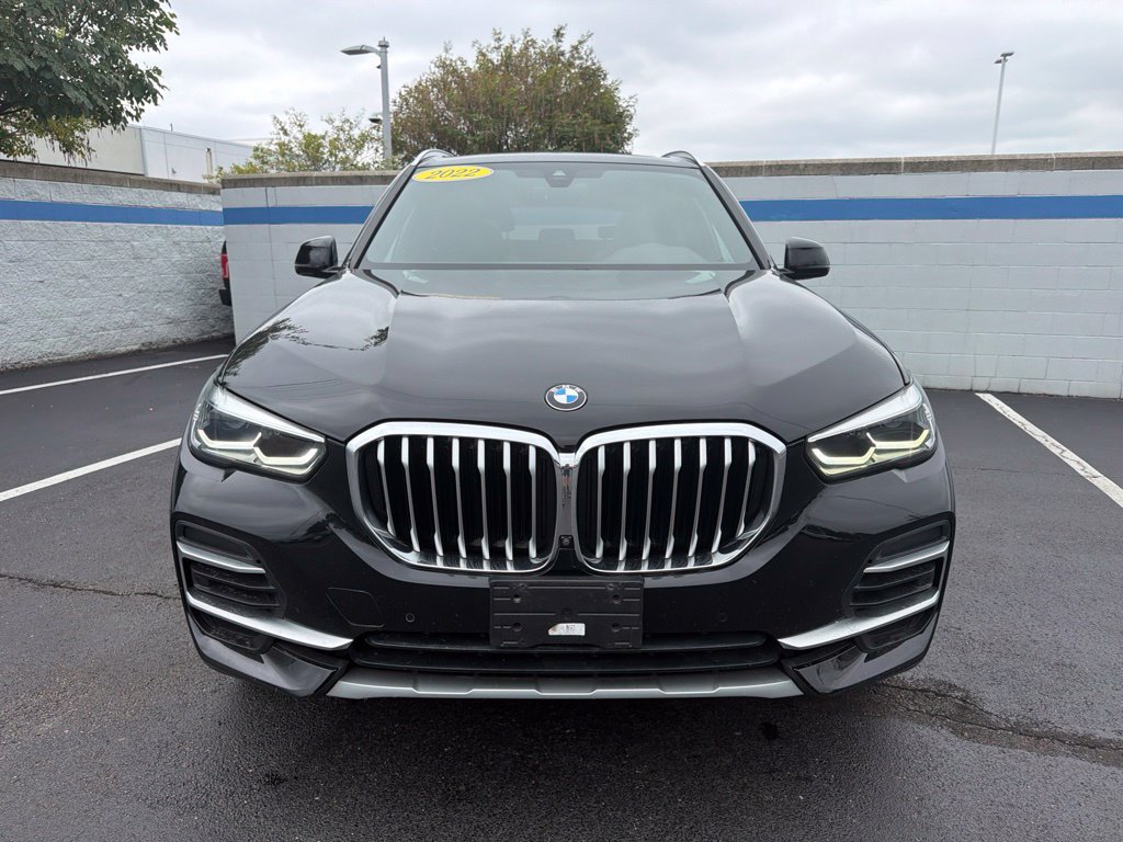 Used 2022 BMW X5 xDrive40i w/ Parking Assistance Package AWD/4WD image 8