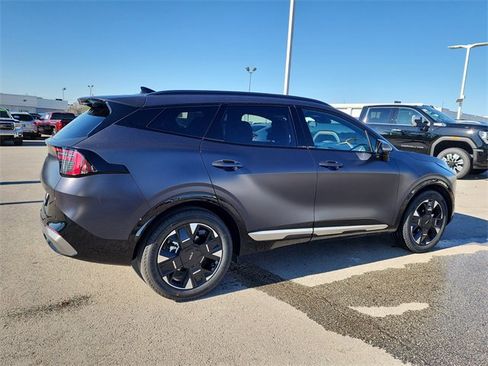 New 2026 Kia Sportage SX image 2