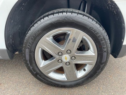 Used 2015 Chevrolet Equinox LTZ image 26