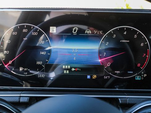 New 2026 Mercedes-Benz GLS 580 4MATIC image 25
