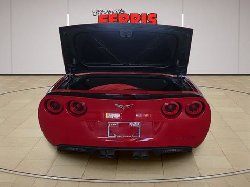 Used 2007 Chevrolet Corvette Convertible w/ Preferred Equipment Group RWD image 9