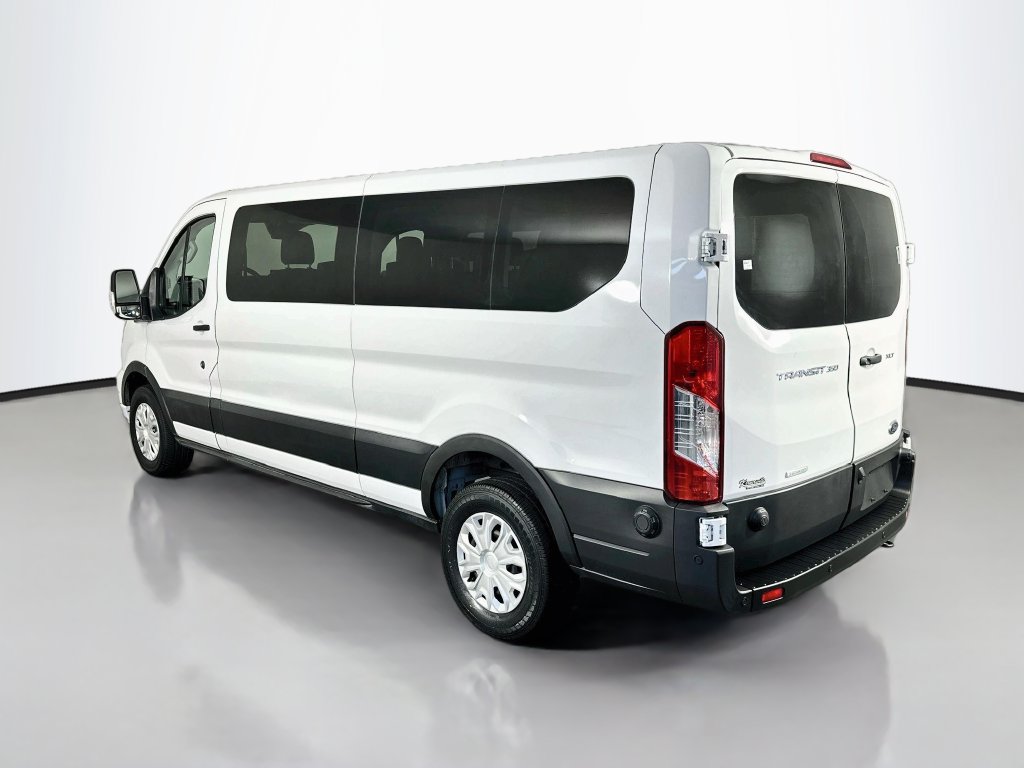 Used 2024 Ford Transit 350 XLT RWD image 5