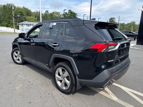 Used 2021 Toyota RAV4 Limited AWD/4WD image 3