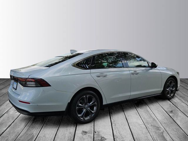 Certified 2024 Honda Accord EX image 5