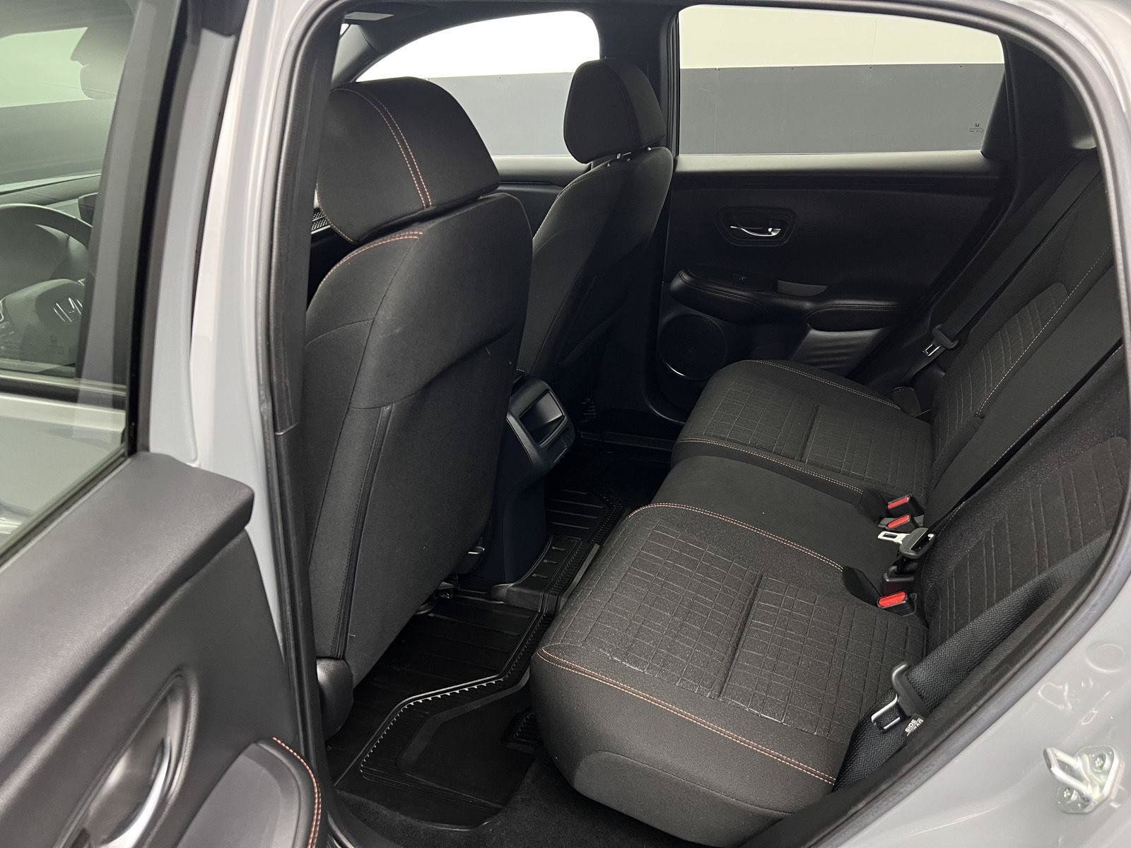 Certified 2025 Honda HR-V Sport image 16