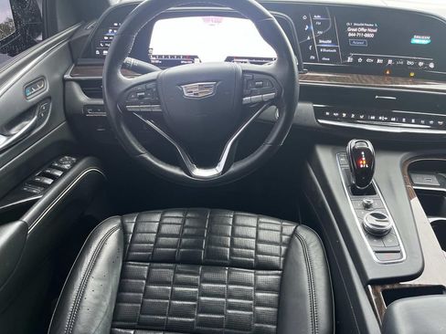 Used 2021 Cadillac Escalade ESV Sport Platinum AWD/4WD image 13