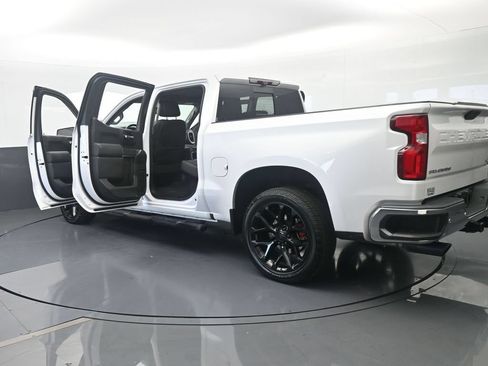 Used 2022 Chevrolet Silverado 1500 LTZ w/ Technology Package RWD image 79