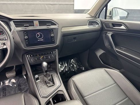 Used 2021 Volkswagen Tiguan SEL image 14