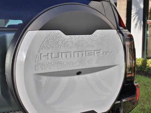 Used 2024 GMC Hummer EV 3X AWD/4WD image 23