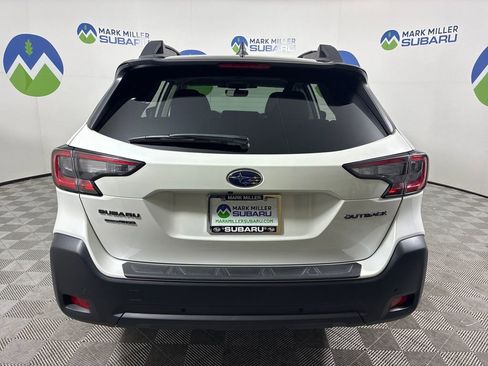 Certified 2025 Subaru Outback Onyx Edition image 10