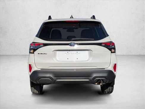Used 2026 Subaru Forester Premium AWD/4WD image 7