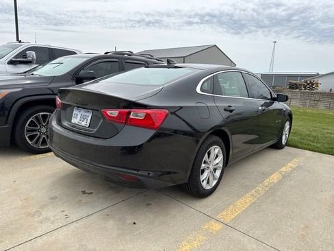 Used 2025 Chevrolet Malibu LT FWD image 6