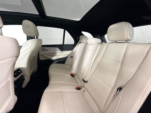 Used 2025 Mercedes-Benz GLE 350 4MATIC image 31