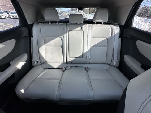 Certified 2023 Nissan Ariya EVOLVE+ e-4ORCE image 28