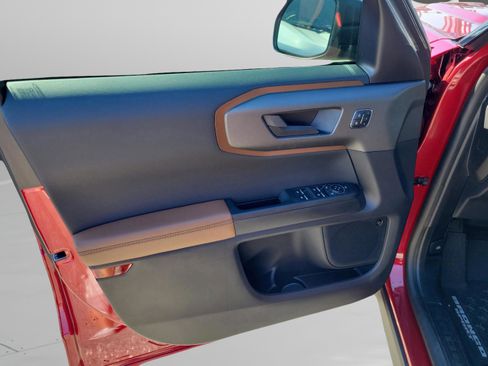 New 2025 Ford Bronco Sport Outer Banks w/ Sasquatch Outer Banks Package image 30