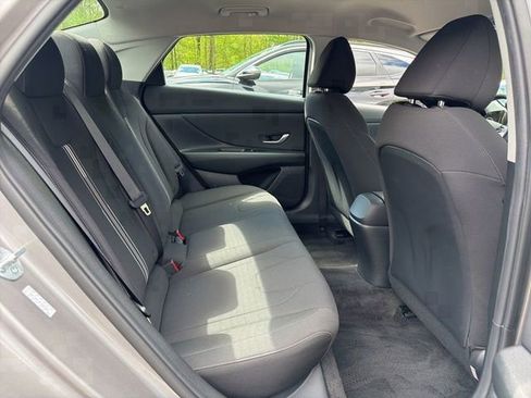 Certified 2023 Hyundai Elantra SEL w/ Convenience Package FWD image 7