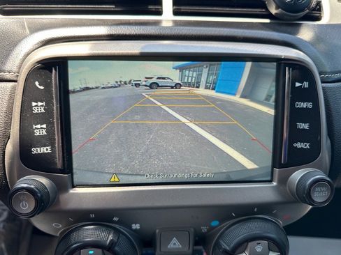 Used 2015 Chevrolet Camaro LT image 21