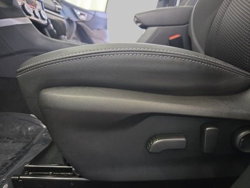 Used 2023 Subaru Forester Premium image 30