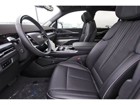 New 2026 Cadillac Escalade IQ Sport 2 w/ LPO, ONYX Package AWD/4WD image 6