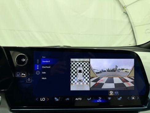 New 2026 Chevrolet Equinox EV LT image 34