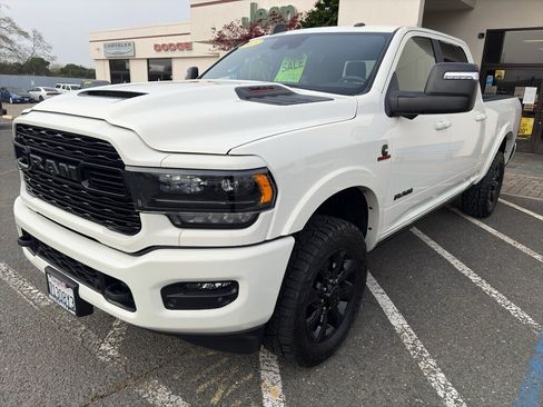Used 2023 RAM 2500 Limited AWD/4WD image 1