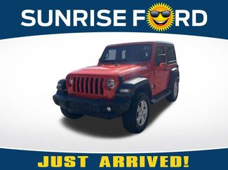 Used 2018 Jeep Wrangler Sport AWD/4WD video 1