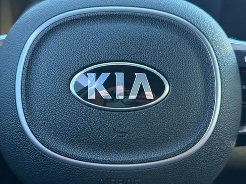 Used 2021 Kia Sorento S w/ Panoramic Sunroof Package FWD image 30