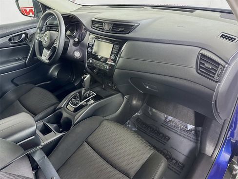 Certified 2018 Nissan Rogue S image 30