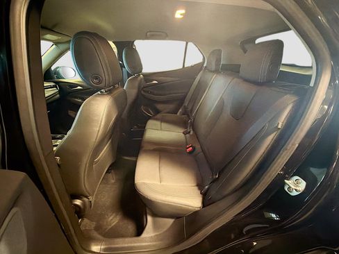 Used 2025 Buick Encore GX Preferred image 26