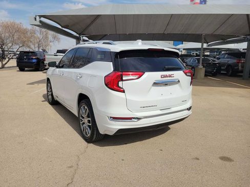 Used 2023 GMC Terrain Denali image 6