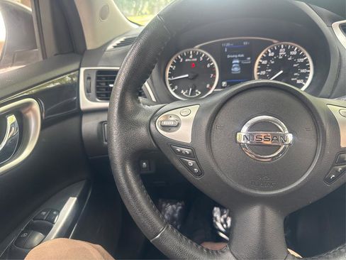 Used 2019 Nissan Sentra SV FWD image 27