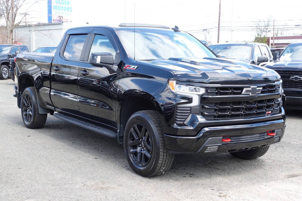 Used 2022 Chevrolet Silverado 1500 LT Trail Boss w/ LT Trail Boss Premium Package AWD/4WD image 5