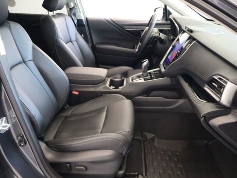 Used 2025 Subaru Outback Touring w/ Popular Package #2 image 31