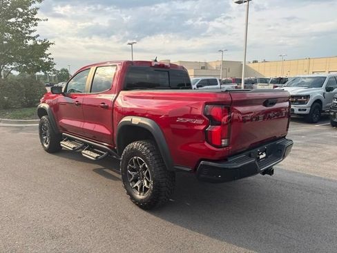 Used 2024 Chevrolet Colorado ZR2 w/ ZR2 Convenience Package III AWD/4WD image 4