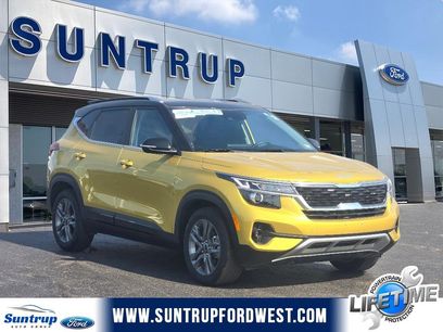 Used 2023 Kia Seltos S w/ Navigation Package