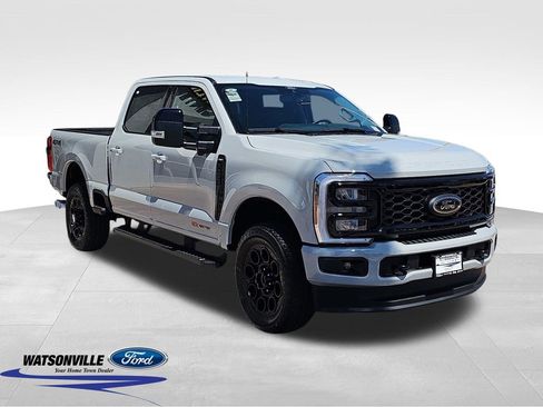 New 2026 Ford F250 4x4 Crew Cab Super Duty image 1