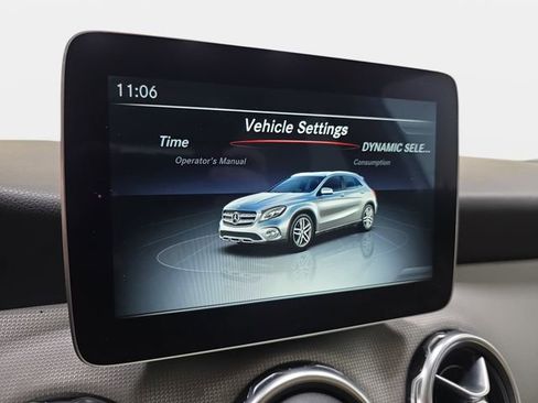 Used 2018 Mercedes-Benz GLA 250 4MATIC image 20