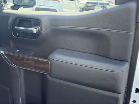 Used 2022 GMC Sierra 1500 SLT w/ SLT Convenience Package image 30