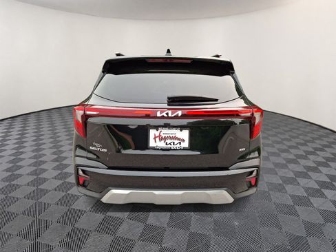 Certified 2024 Kia Seltos EX AWD/4WD image 5