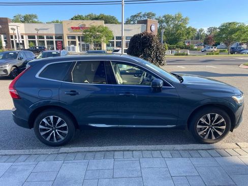 Used 2023 Volvo XC60 B5 Plus w/ Climate Package AWD/4WD image 6