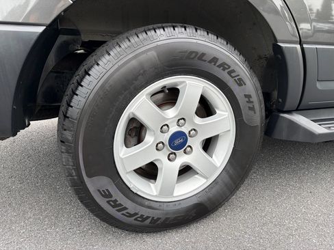 Used 2016 Ford Expedition XL AWD/4WD image 26