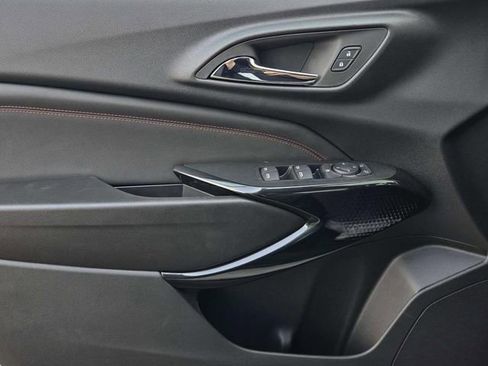 New 2026 Chevrolet Trax RS w/ Sunroof Package FWD image 25