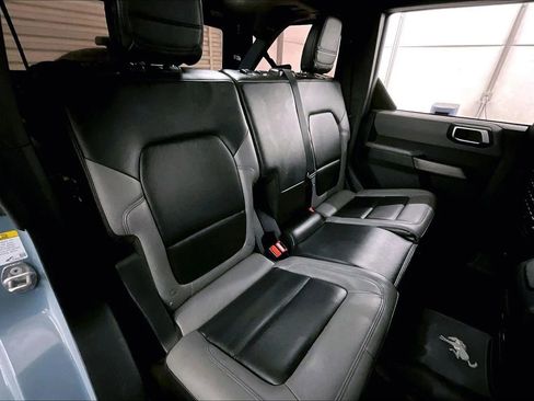 Used 2021 Ford Bronco Black Diamond image 26