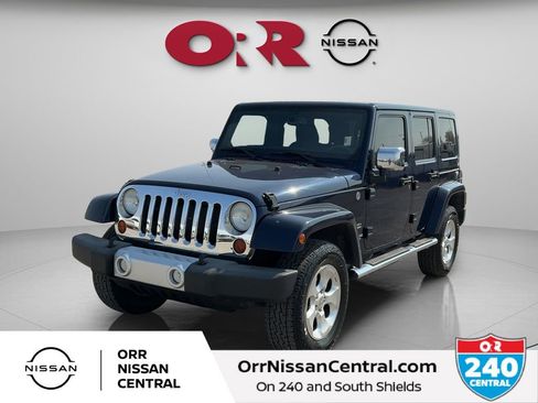 Used 2013 Jeep Wrangler Unlimited Sahara w/ Mopar Chrome Edition Group AWD/4WD image 1