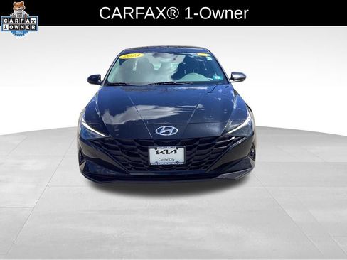 Used 2023 Hyundai Elantra SEL FWD image 2