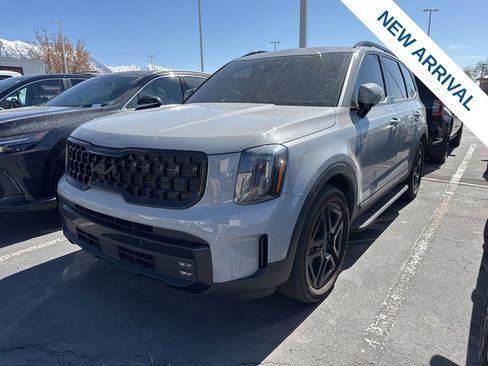 Used 2025 Kia Telluride SX X-Line image 2